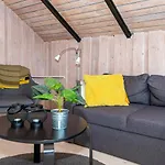 Cozy Dune Retreat-by Traum *