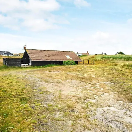 Cozy Dune Retreat-by Traum Havrvig
